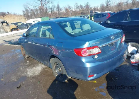 2013 Toyota Corolla L z USA, uszkodzony, nr VIN 5YFBU4EE0DP099696